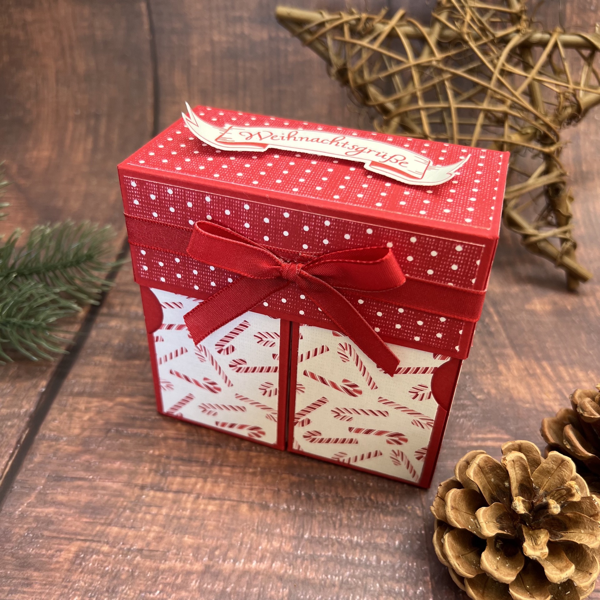 19.12. Boxen in Box 1.jpeg